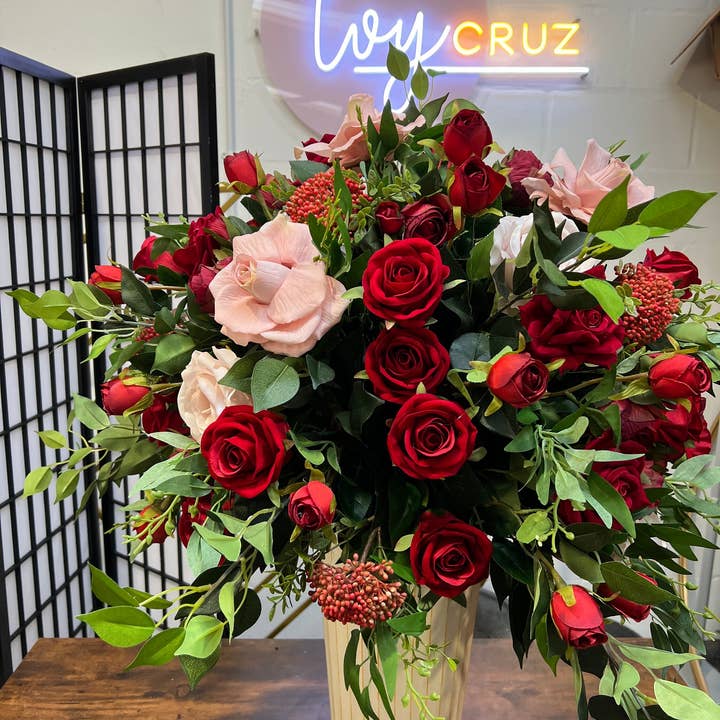 IVY CRUZ - Wholesale Artificial Flowers - Dusty Pink Centrepiece, Pink And Red Wedding Centrepiece6