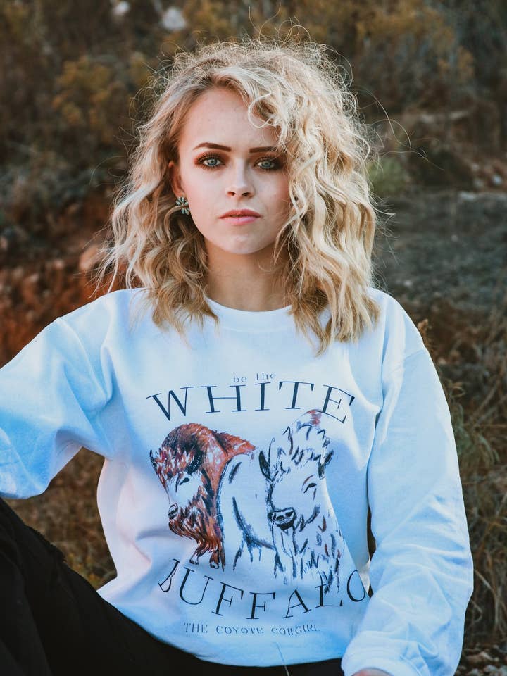 Wees de witte buffel - Bulk-123A voor wholesale door The Coyote Cowgirl