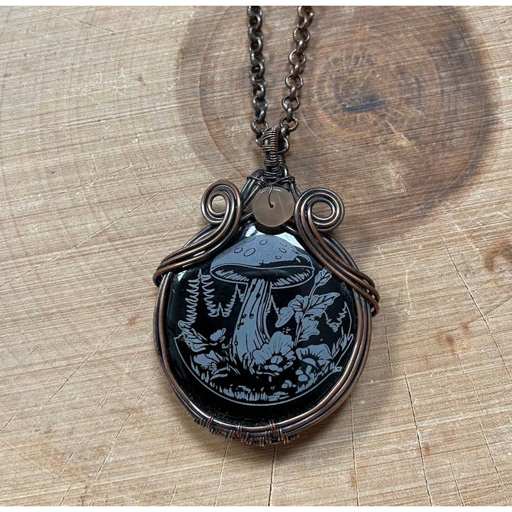 Colar de Cobre Oxidado com Cogumelo, Ônix e Pedra da Lua Feito à Mão por atacado de Natural Gifts Jewelry