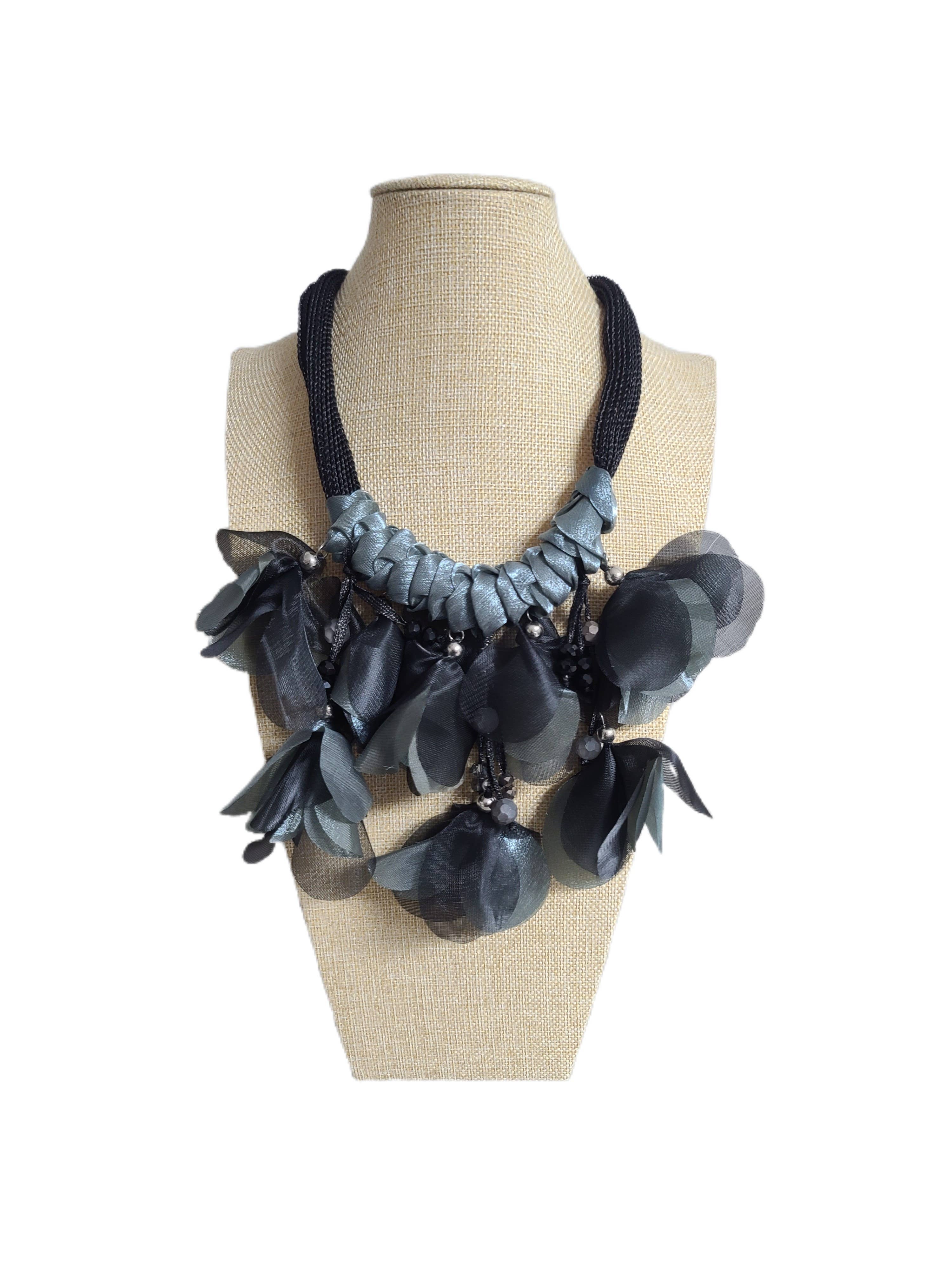 La Mar - Wholesale Bib Necklace - Accessories - Fabric Beaded Fashion Necklace (SN02)