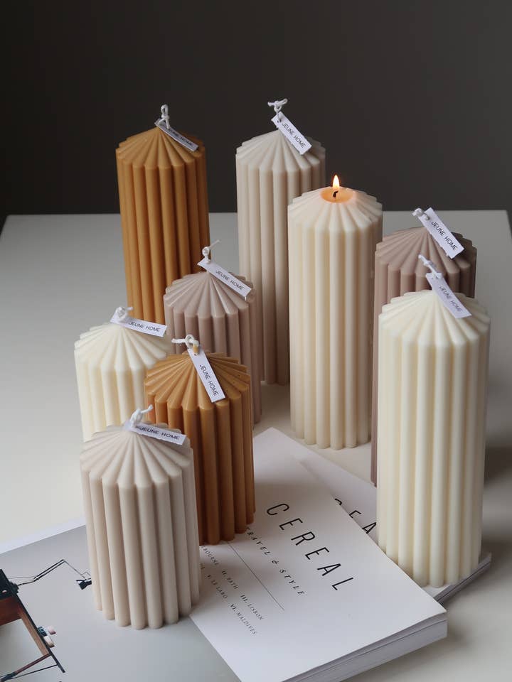 Tall ribbed thick soy scented candle | wedding decor |20x7cm for wholesale by Jeune Home