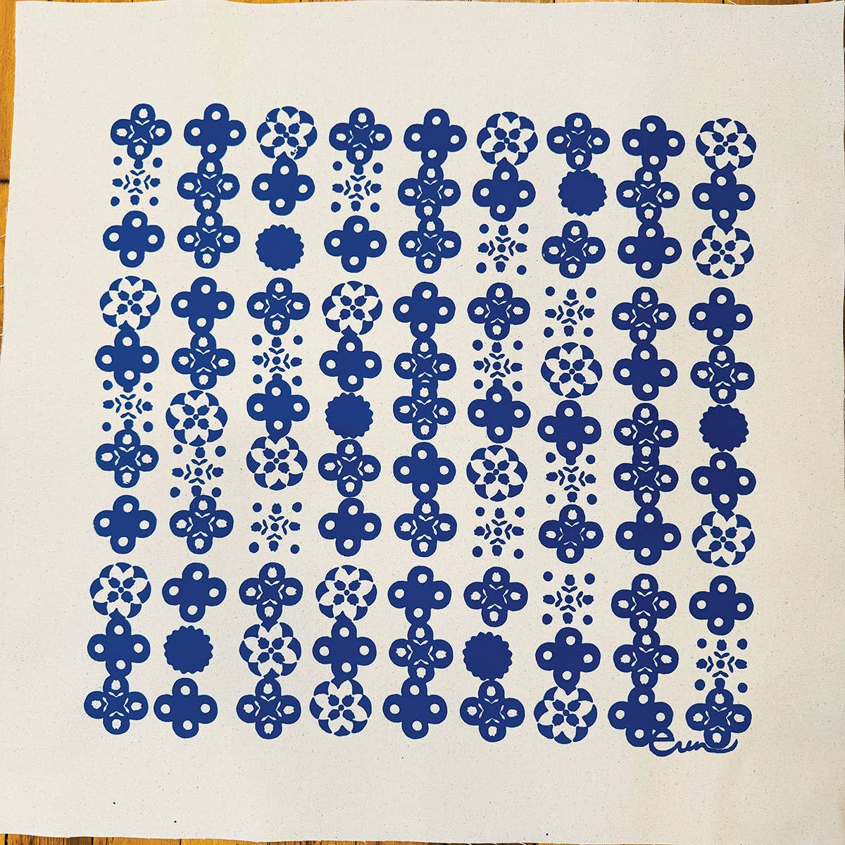 Erin Flett - Wholesale Pouch - Women's - Nordic Darlene Clamshell Pouch8