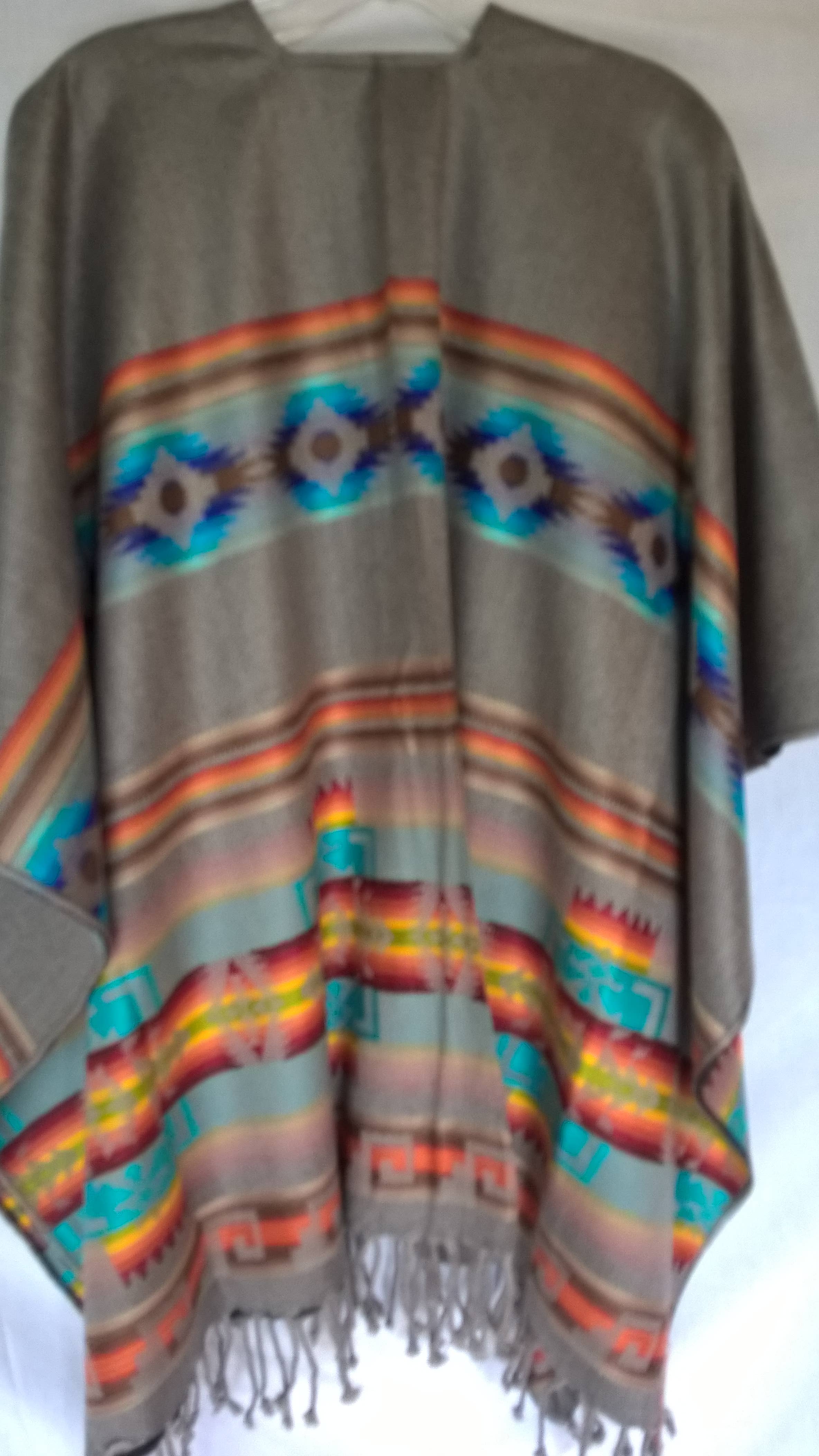 Treasure of ANDES - Venta al por mayor Poncho - Mujer - Poncho Andino Artesanal REVERSIBLE Unisex ENVÍO GRATIS12