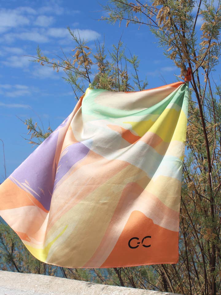 Foulard maxi in seta Mineral per la vendita all'ingrosso da parte di Gina Cusachs