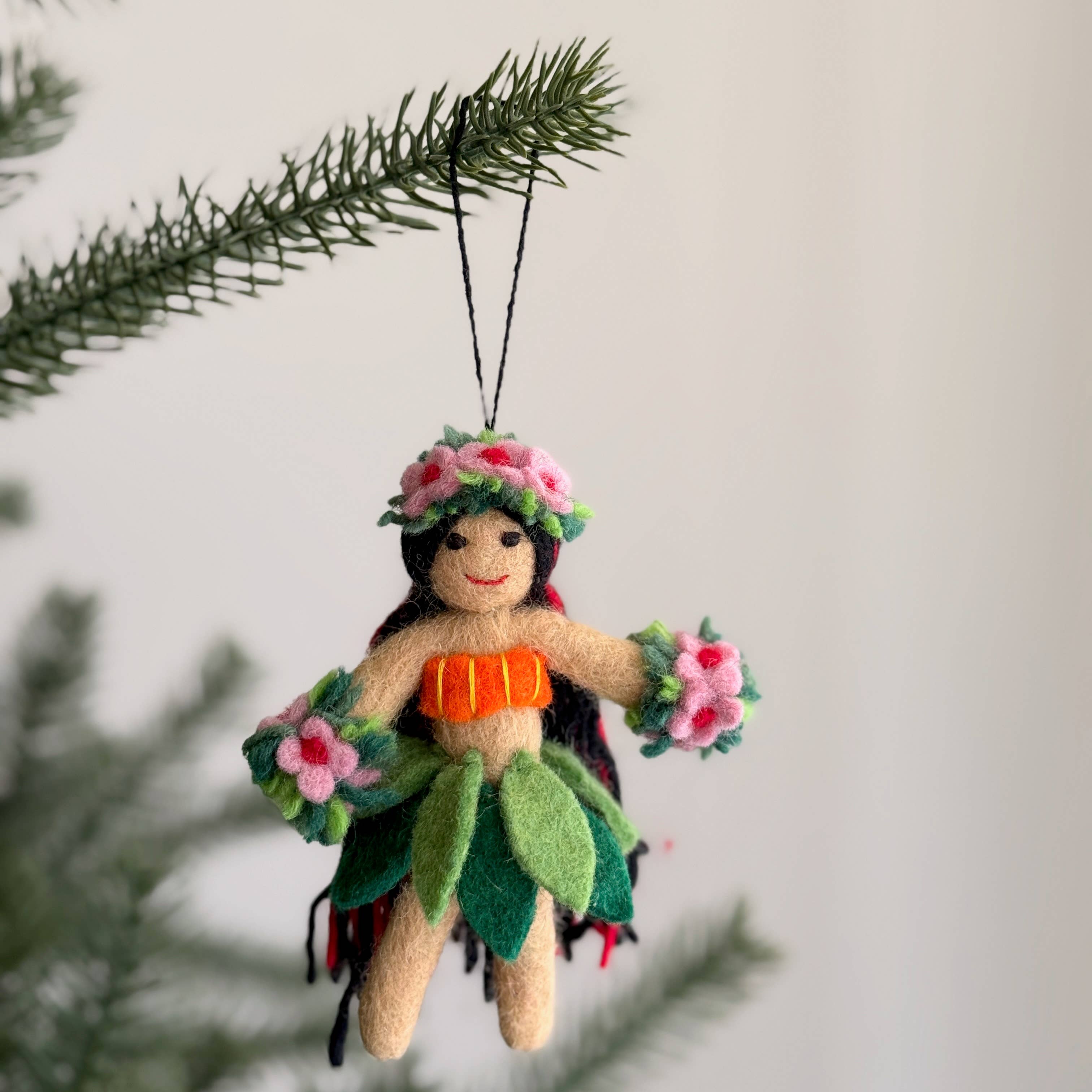 Ganapati - Wholesale Ornament - Vilten ornament - Hawaii Hula Girl1