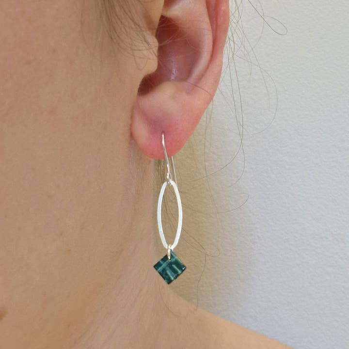 Circle & Dash – wholesale Dangle earrings – Square Droplet Earring - Green Oasis