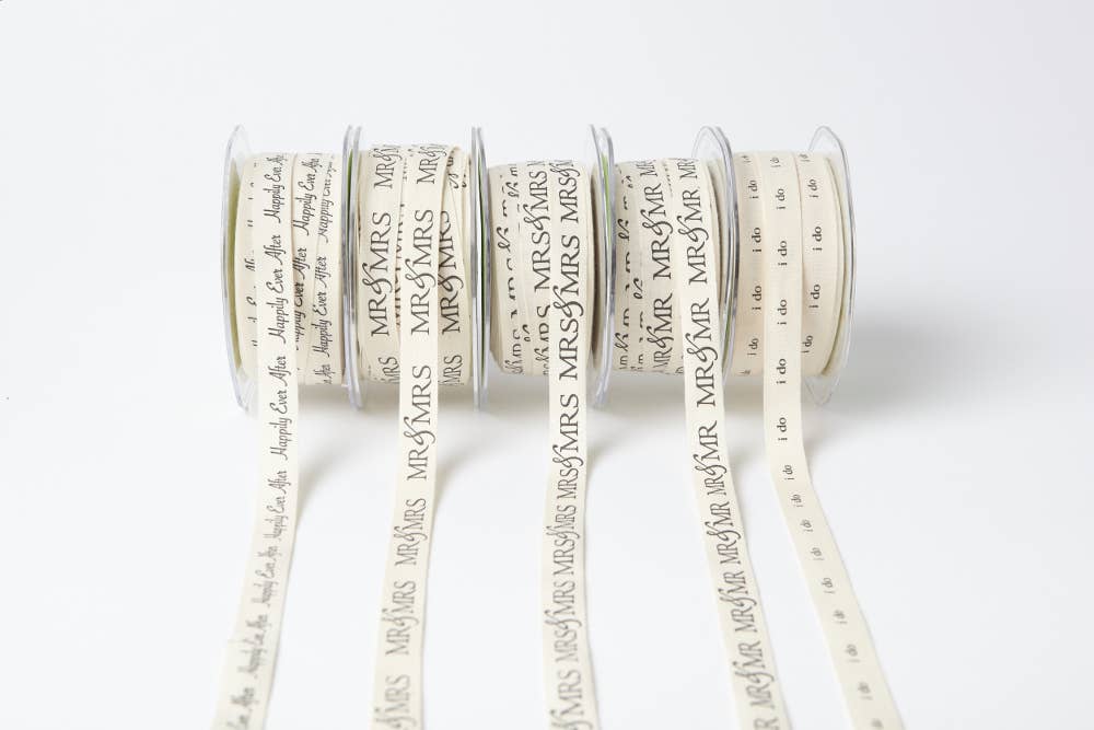 May Arts Ribbon - Wholesale Ribbon – Gift wrapping - 1/2" "I Do" Wedding Print 100% Cotton Ribbon1