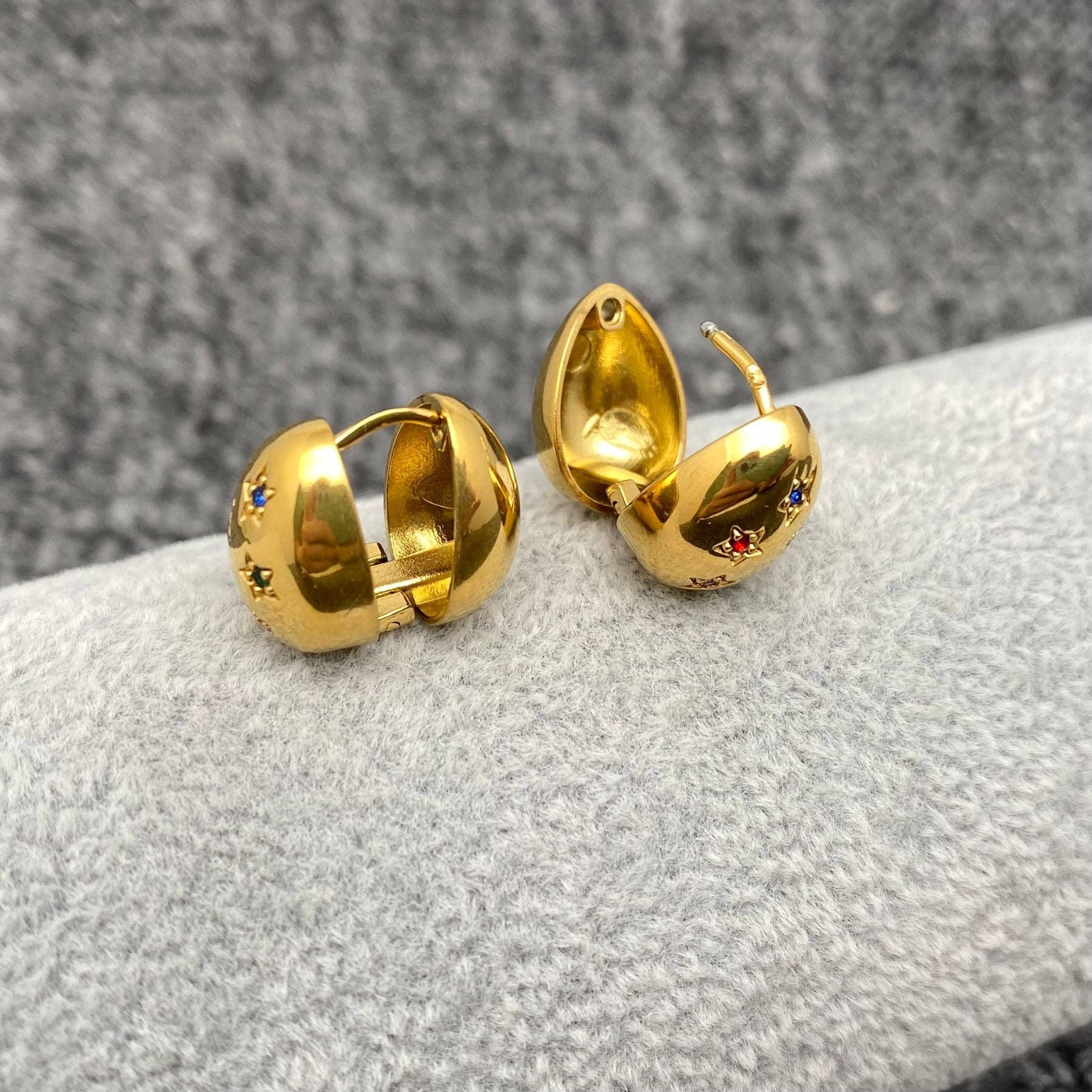 Mio Queena - Wholesale Stud/Post Earrings - Colored CZ Star 18K Golden Shiny Drop Stud Earings - FGS3