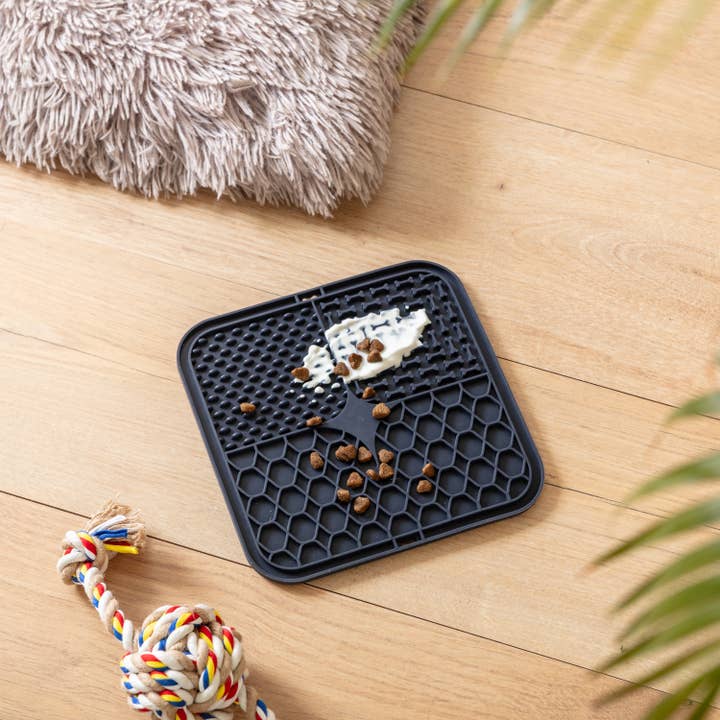 Park Life Designs - Wholesale Pet Food Mat - Dog - Calming Lick Mat43