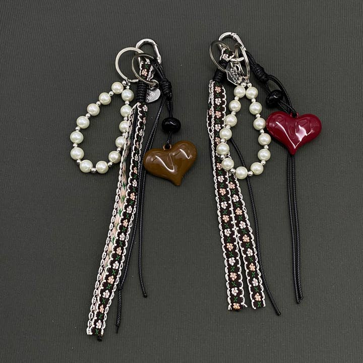 Creative Bag Decoration Keychain MIO66151 for wholesale by Mio Queena