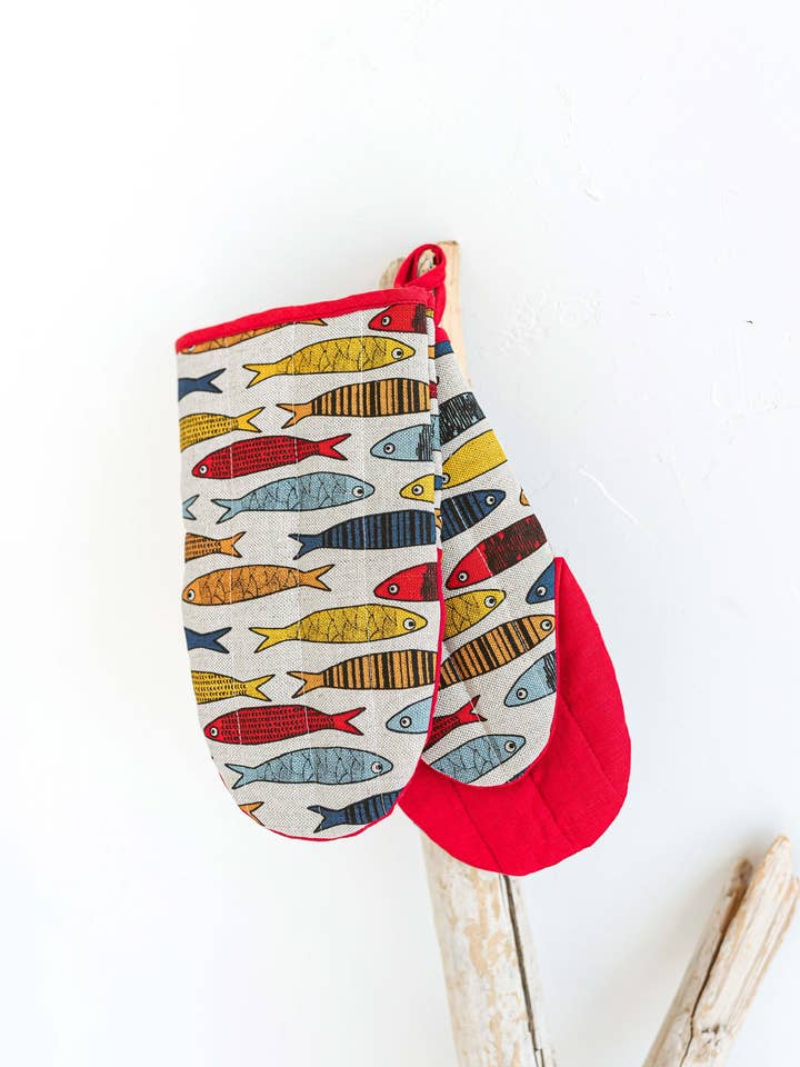 Pair of Large Linen Oven Gloves • MEDITERREANEAN FISH for wholesale by Sava Seasons