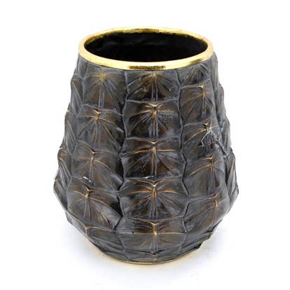 Modern World by Contrast Inc. - Vente Vases - Vase en coquille de tortue serponneuse0