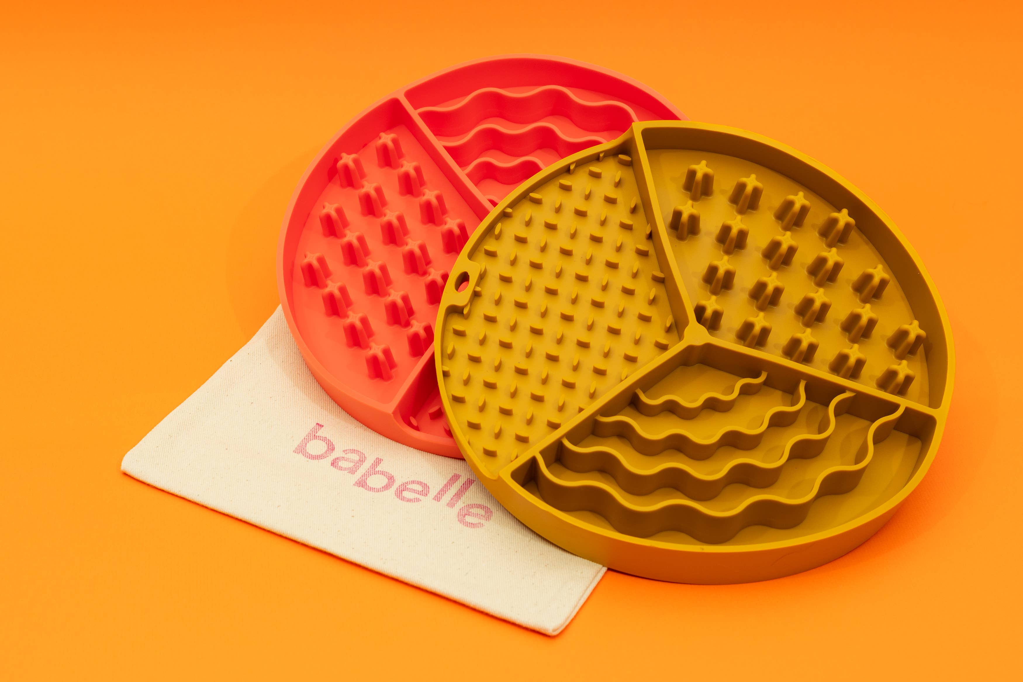 Babelle For Dogs - Wholesale Pet Food Mat - Dog - The Adventure Lickmat - Mustard 5