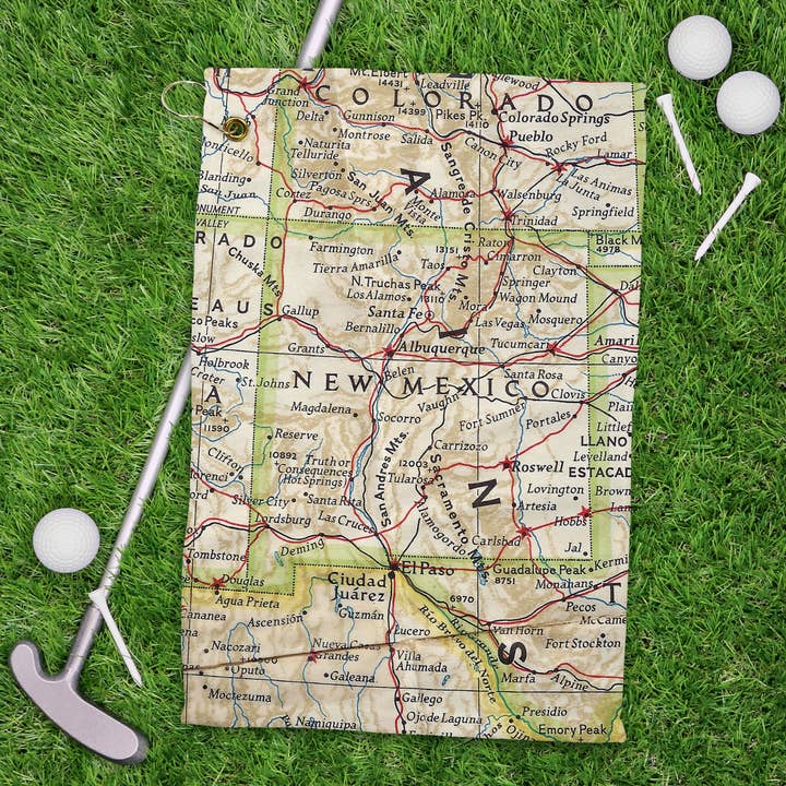 Serviette de golf carte du Nouveau-Mexique serviette de sport de tennis pour la vente par Daisy Mae Designs