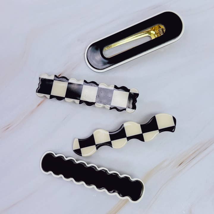 Ellison+Young - Wholesale Hair Accessories Set - Women's - Checkered Wavy Creaseless Hair Clip Set Of 42