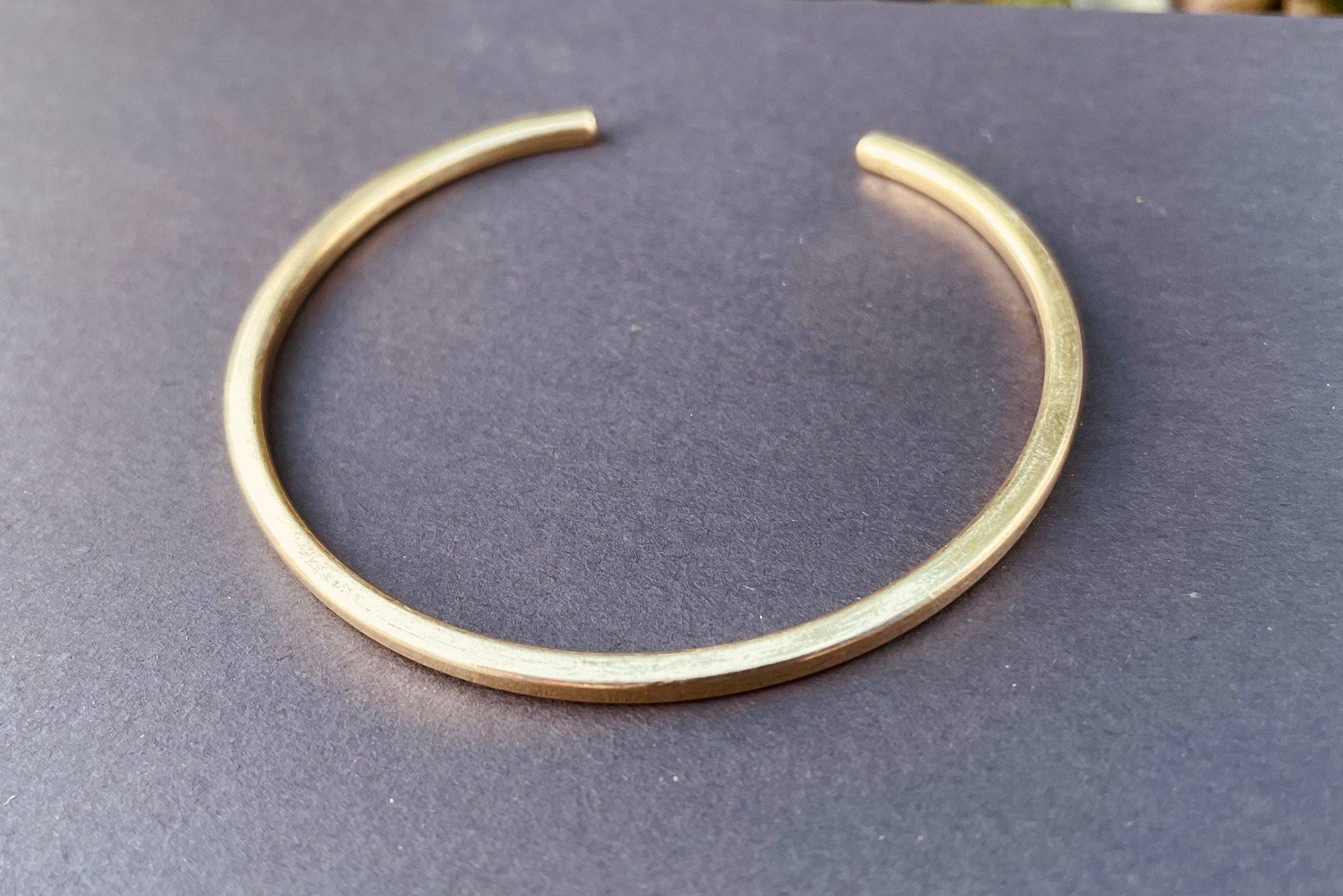 Kaali Boutique – wholesale Bangle bracelet – Minimalist Gold Bracelet / Simple / Bangle / Boho / Ethnic / Rustic / Bohemian / Dainty / Gypsy / Jewellery / adjustable1