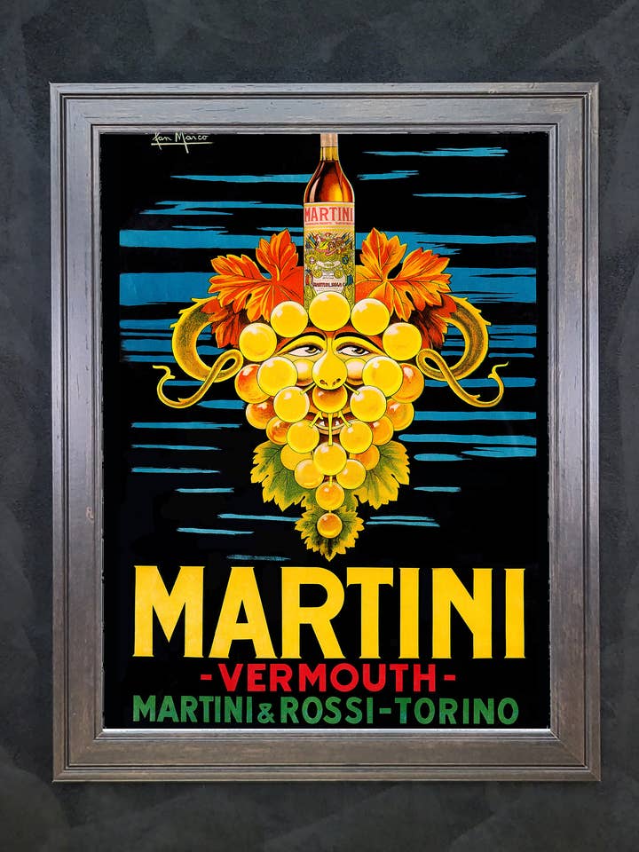 Martini & Rossi II avec expresso Walnut et tissu pour la vente par The Brightener Group