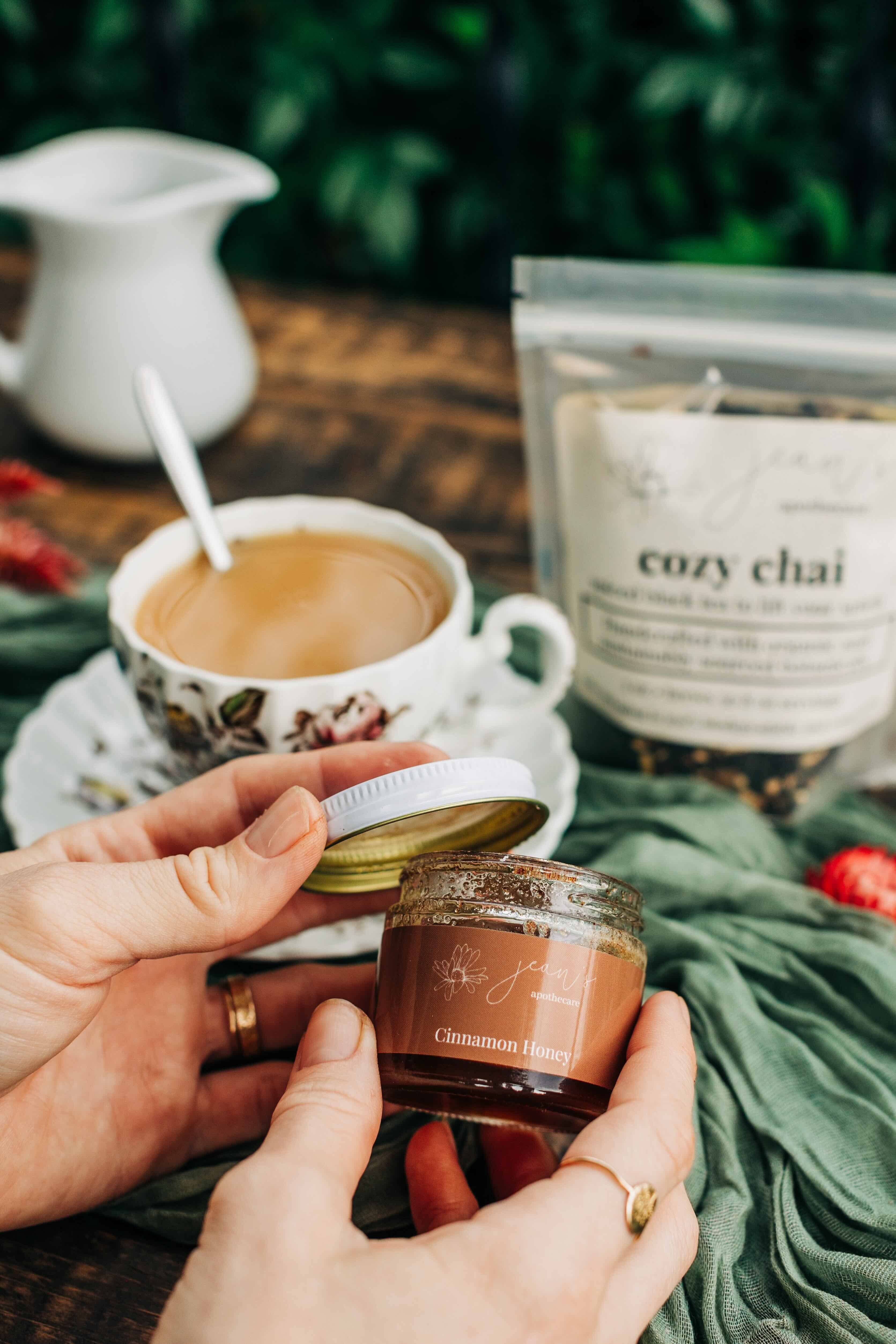 Jean's Apothecare - Venta al por mayor Miel - Miel de Canela | Miel Gourmet para Té, Repostería y Charcutería2