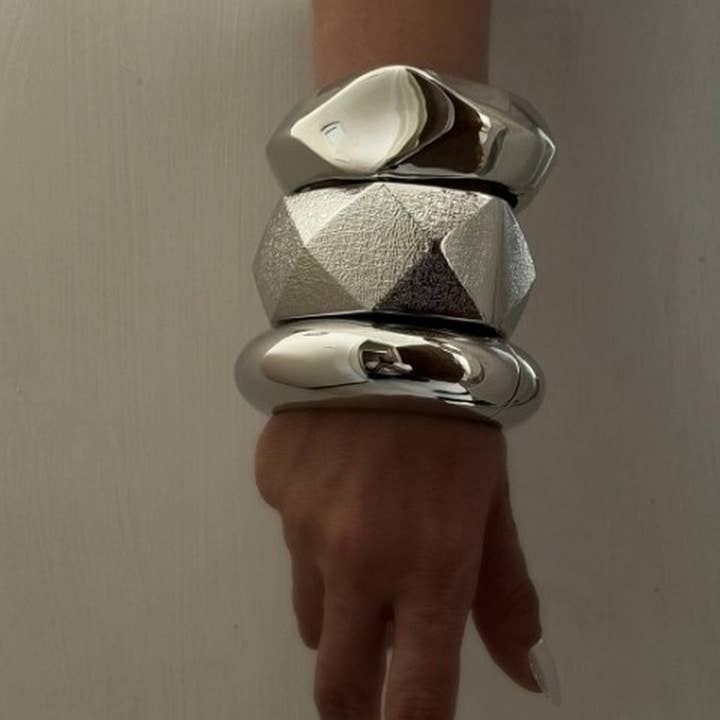 ACCITY - Wholesale Cuff Bracelet - NEW RETRO LUXURY FASHION VERSATILE OPEN BRACELET_CWMM3091