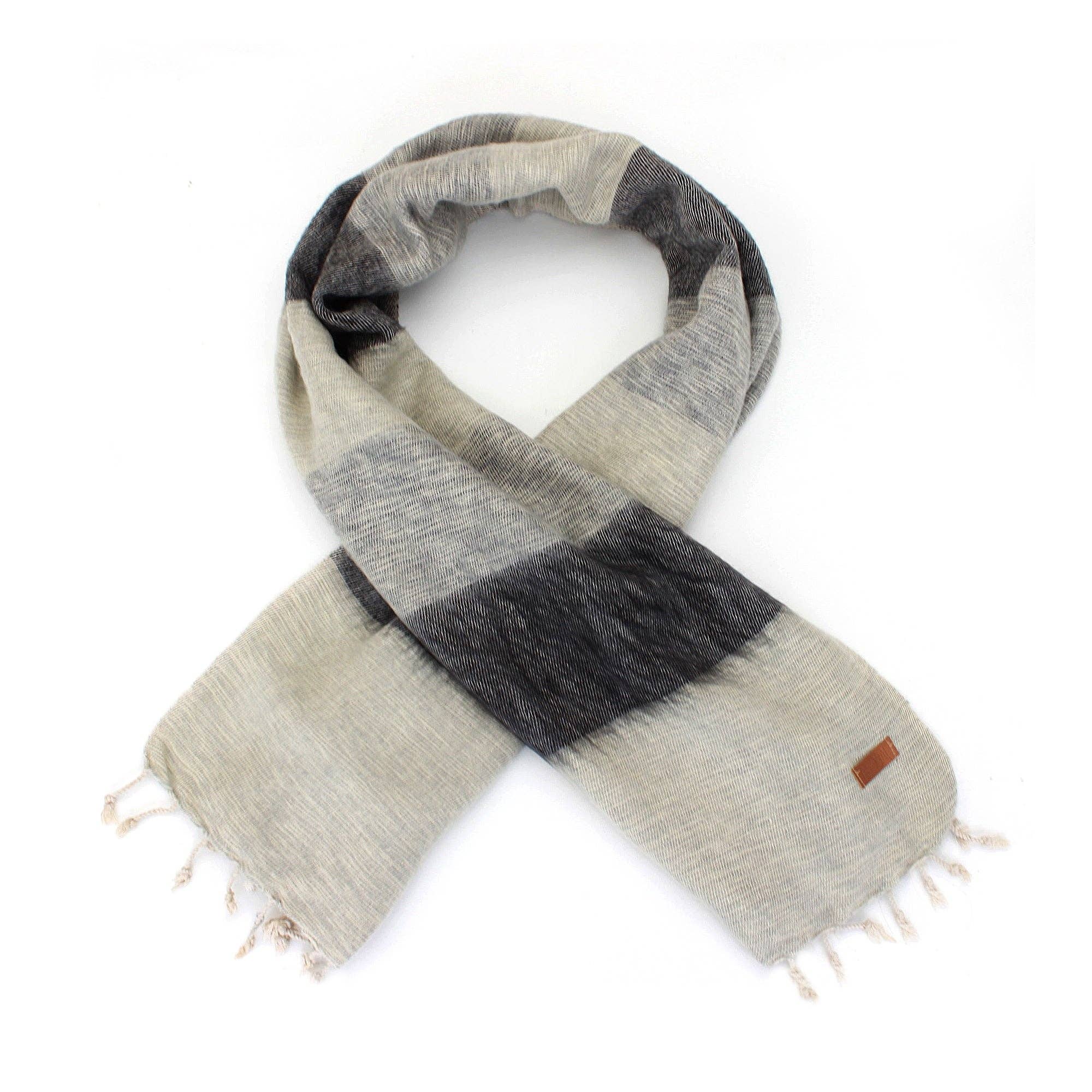 WeeSkins Holland - Wholesale Scarf - Women's - Pure Nepal Shawls & Wraps21