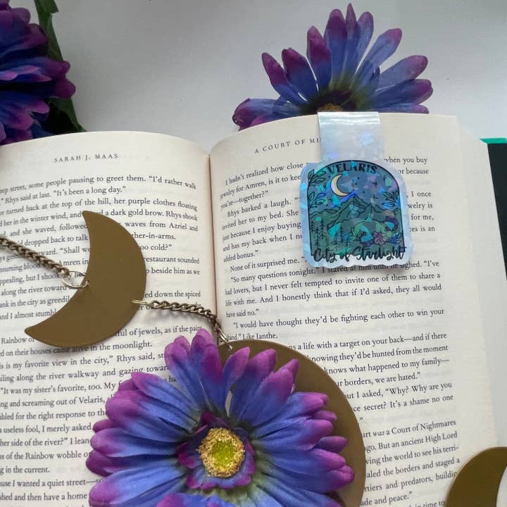 Treasured Tropes Paper Co - Vente Marque-page - Marque-page magnétique Velaris City of Starlight | Sparkle1