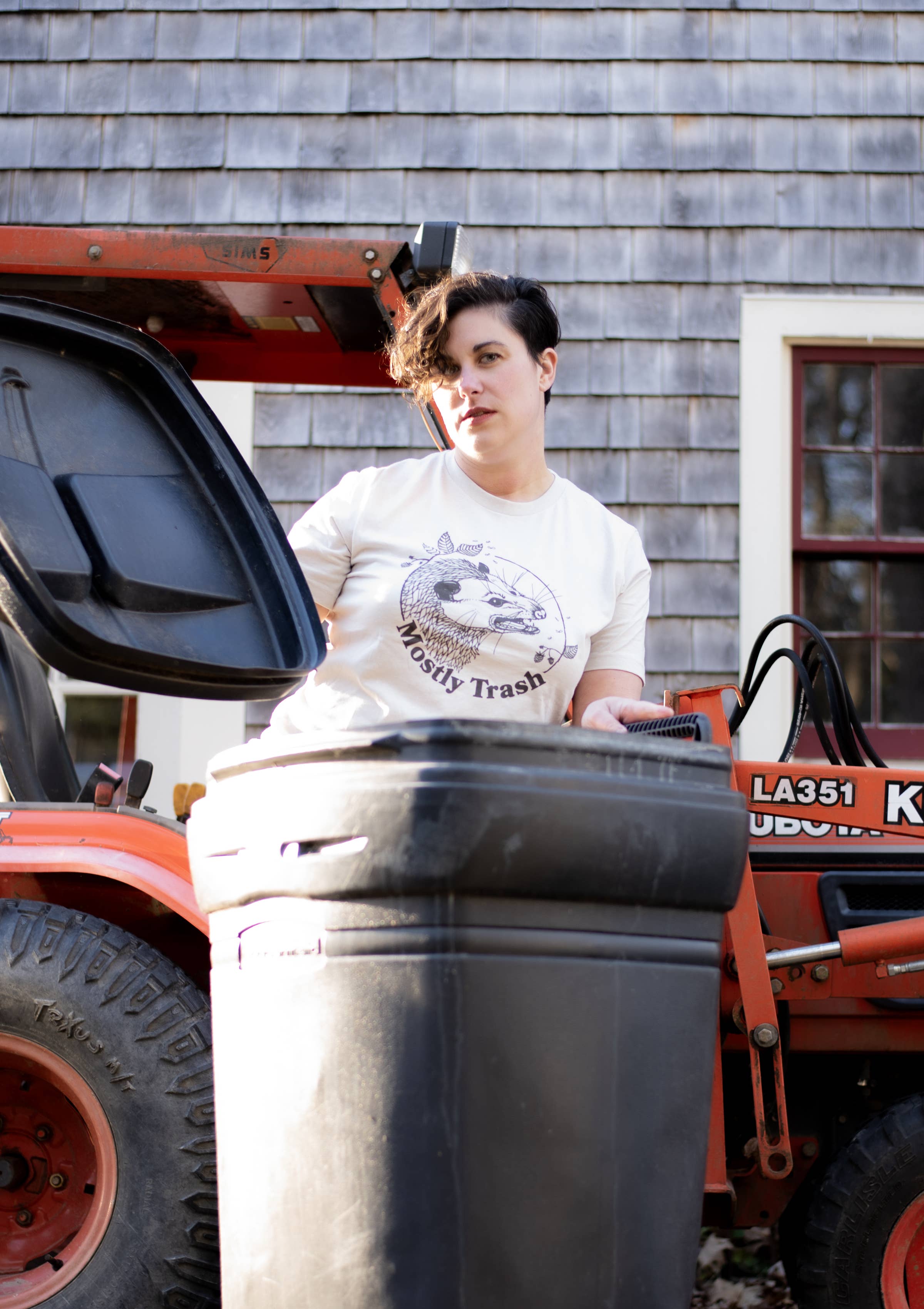 Simka Sol – T-shirt estampada - Mulher por atacado – Moasty Trash - T-shirt unissex em Heather Oatmeal1