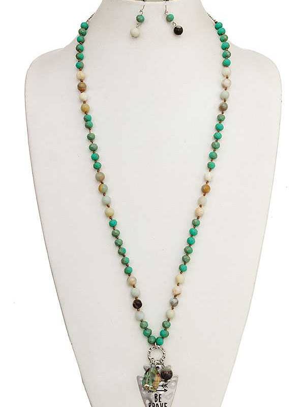 CONJUNTO DE COLAR DE PINGENTE DE PONTA DE SETA GRAVADA por atacado de anbfashion