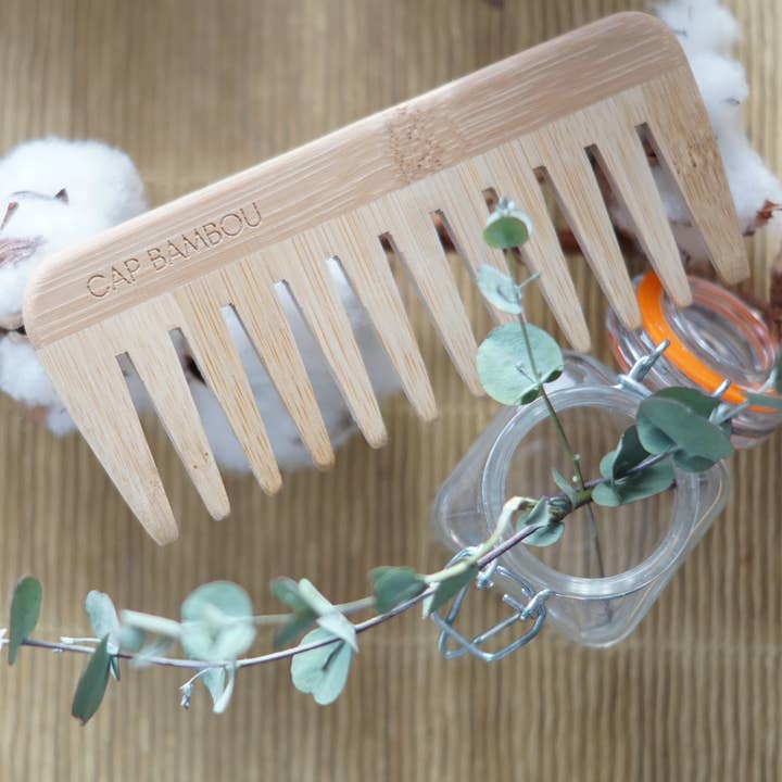 cap bambou - Wholesale Hair Brush/Comb - Handleless comb with wide bamboo teeth2