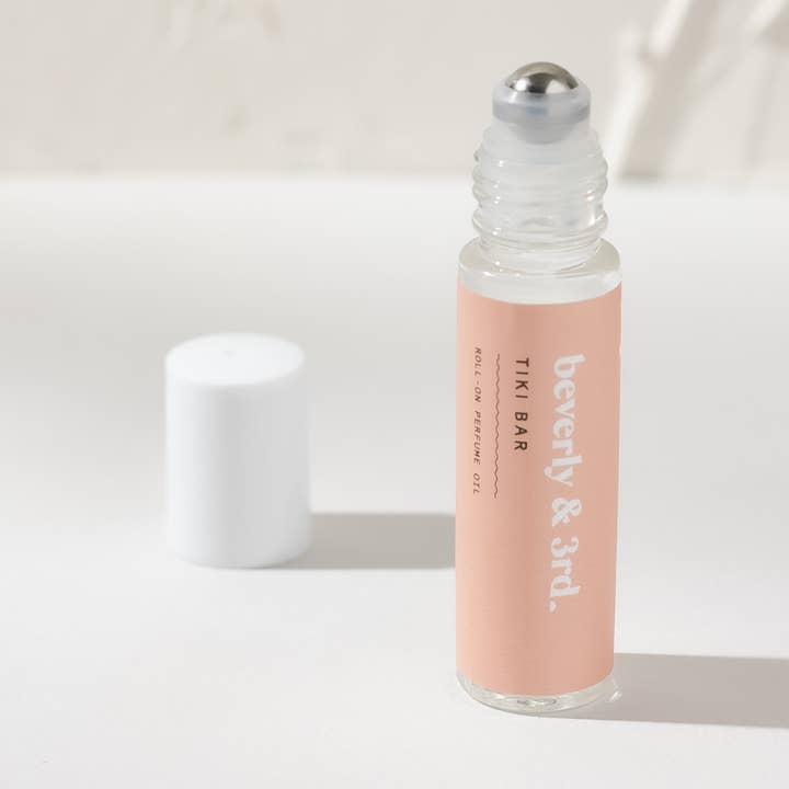 Tiki Bar - Huile de parfum naturelle à bille pour la vente par Beverly and 3rd Candle Co.