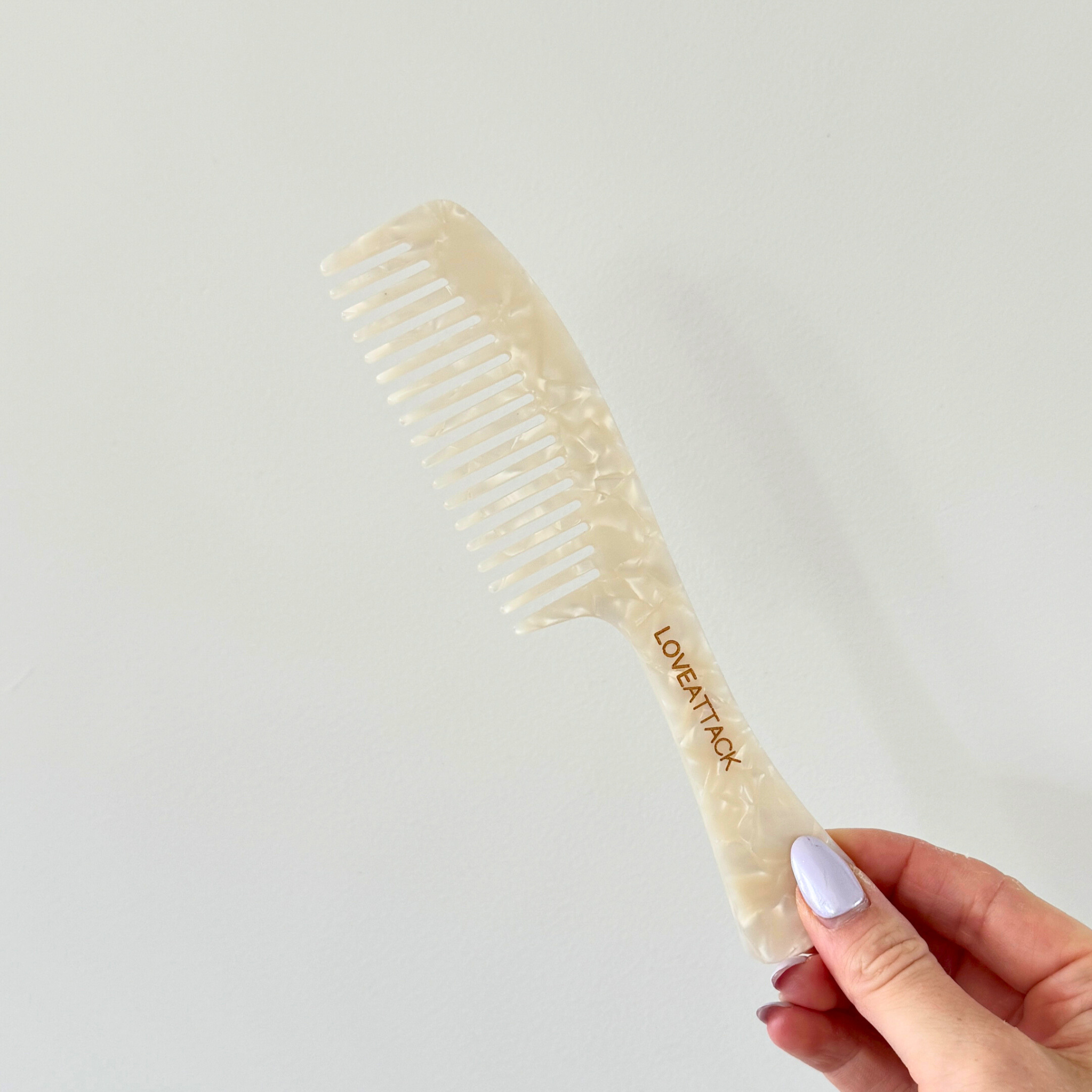 Love Attack - Wholesale Hair Brush/Comb - Cellulose Acetate Handled Detangling Combs5