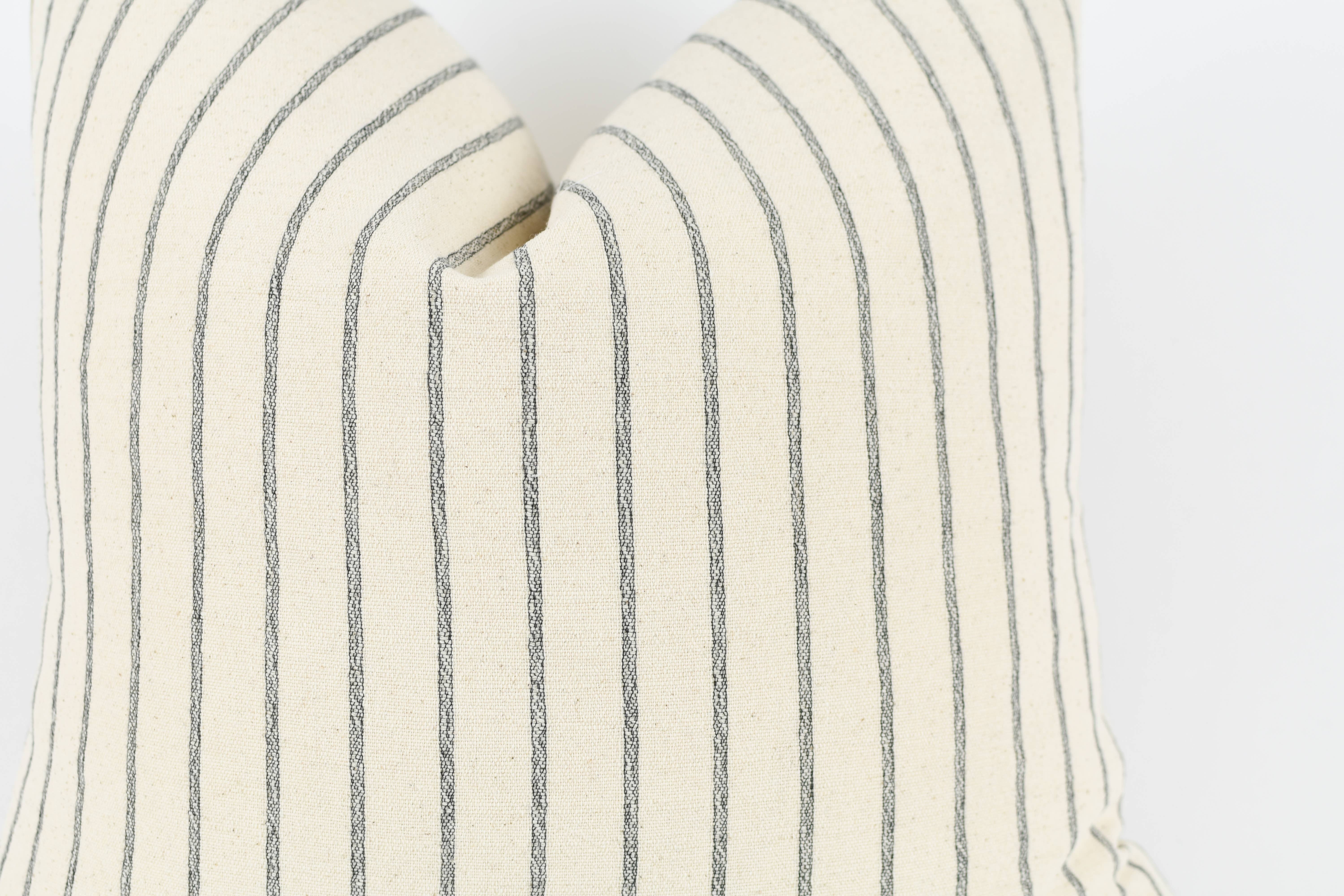 Xasmin Interiors LLC - Venta al por mayor Funda de cojín - Tonelero2