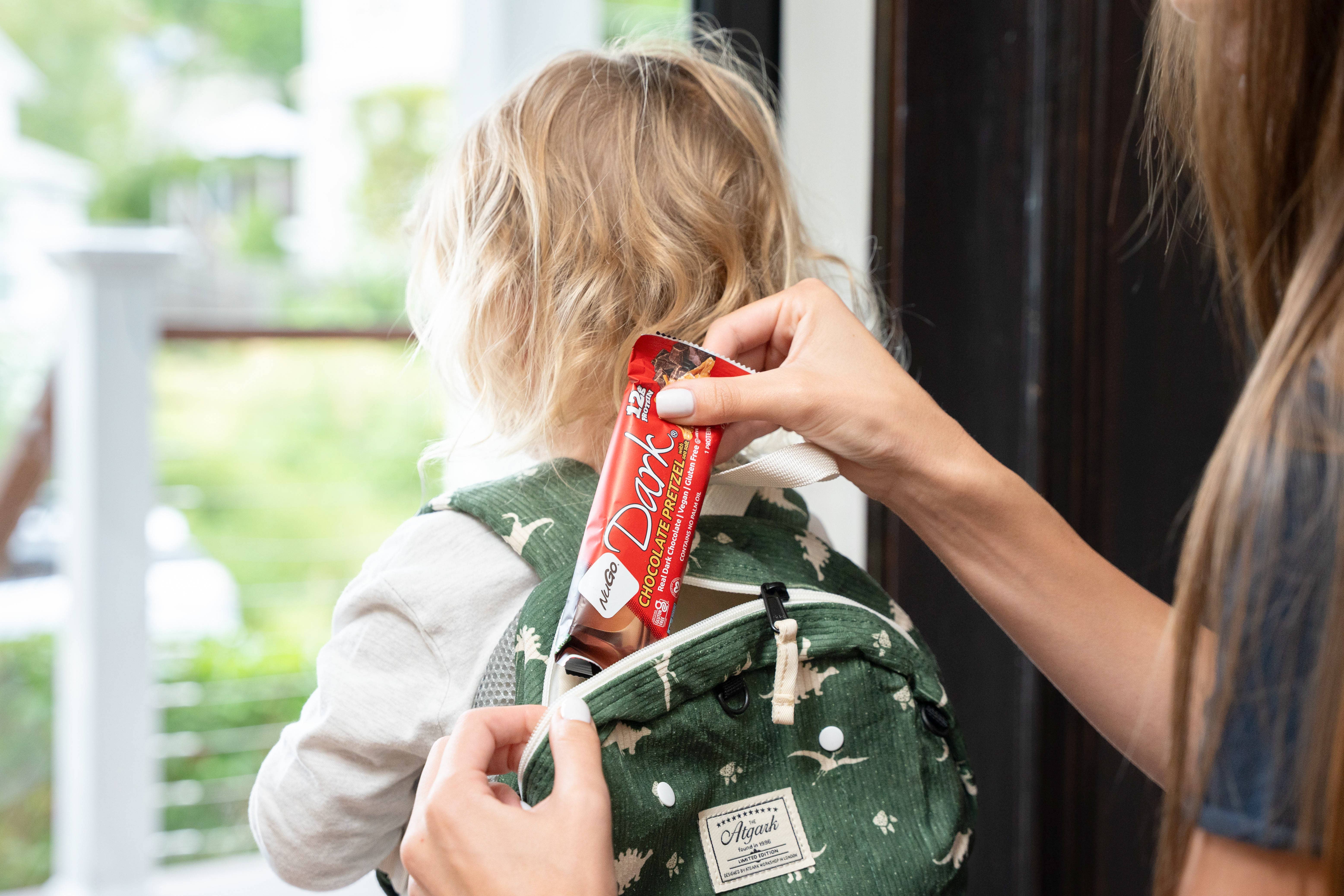 NuGo Nutrition - Wholesale Snack Bar - NuGo Dark Chocolate Pretzel Protein Bar9