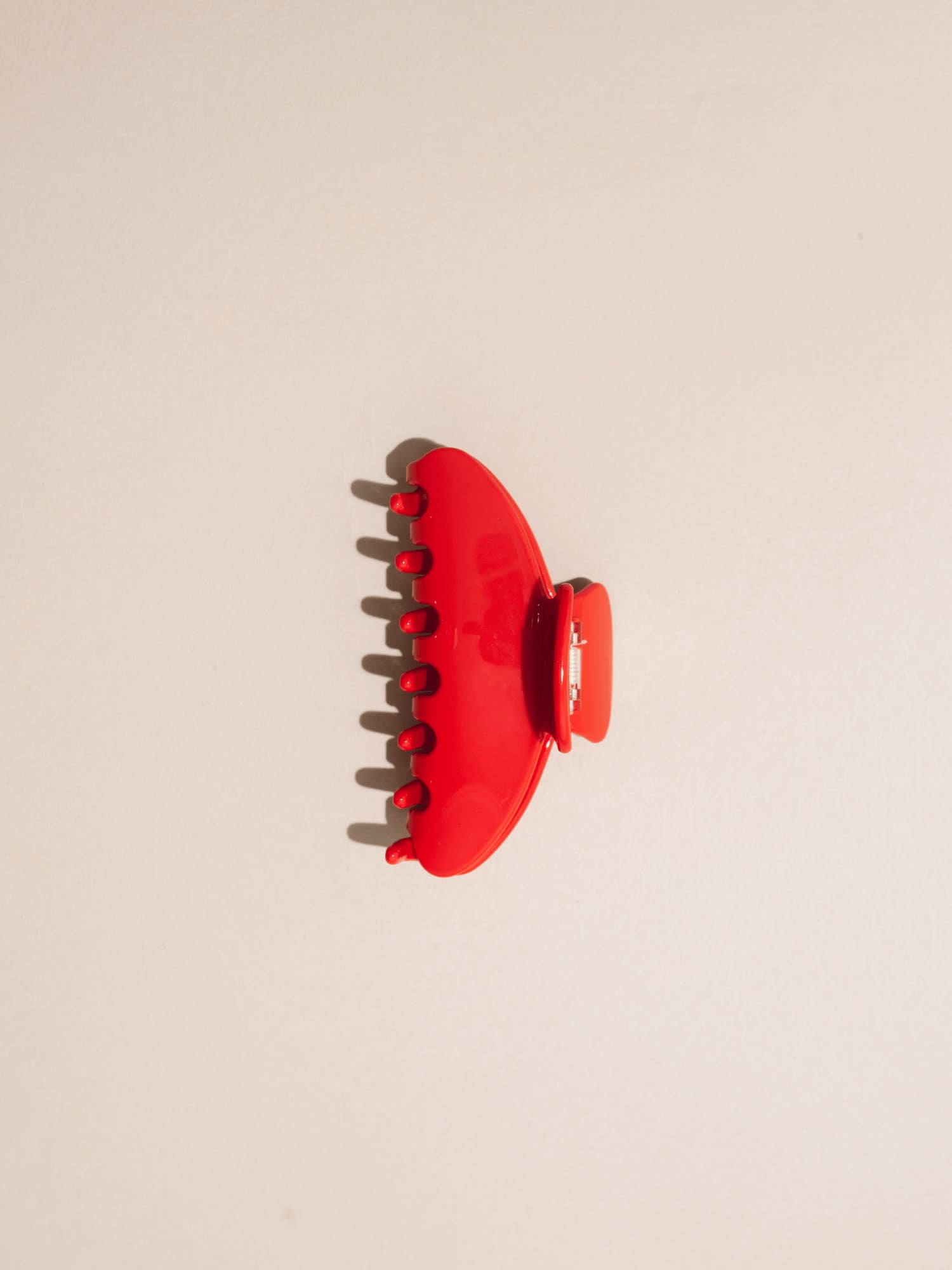 NAT + NOOR - Wholesale Hair Clip - Women's - Hair Claw Clip | Cherry | 4" Medium | Red