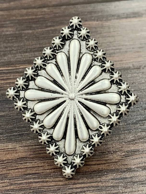 750348, Anillo Ajustable Concho para venta al por mayor de ISAC Trading Inc