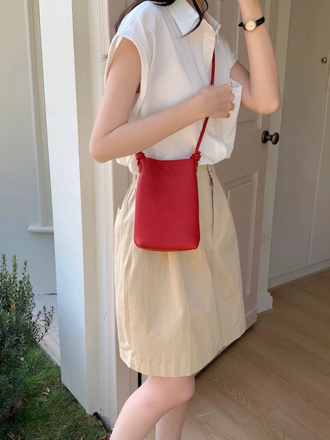 Pretty Persuasions - Wholesale Crossbody Bag - Women's - P25033 Small Crossbody Bag13