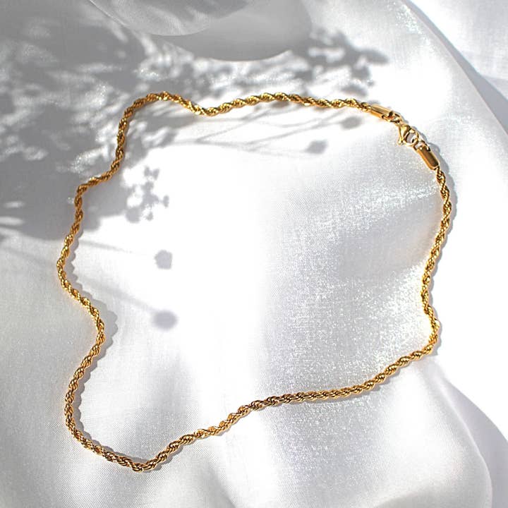 Divine Dulcet - Wholesale Link & Chain Necklace - 24K Twisted Rope Chain Necklace2