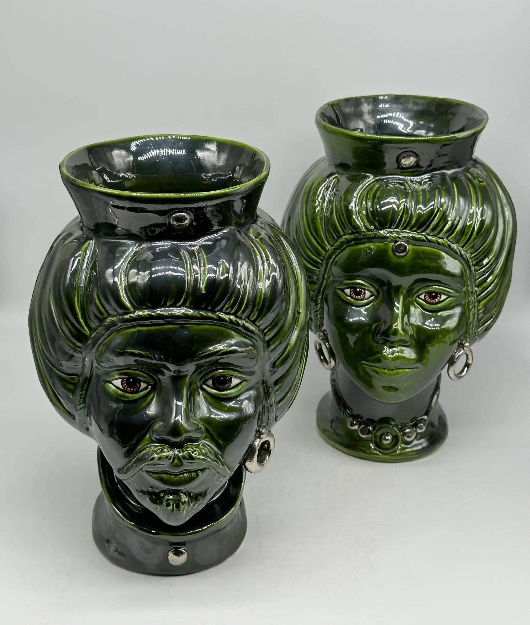 DD Ceramiche Siciliane - Vendita all'ingrosso Statuette decorative - Teste di Moro Mediterraneo Ceramica Caltagirone cm H.29 L.22 Artigianale Verde Platino7