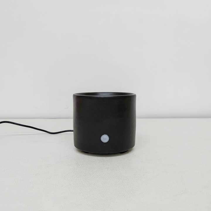 ELEVEN//Three - Wholesale Wax Warmer - ELEVEN//Three Wax Warmer1