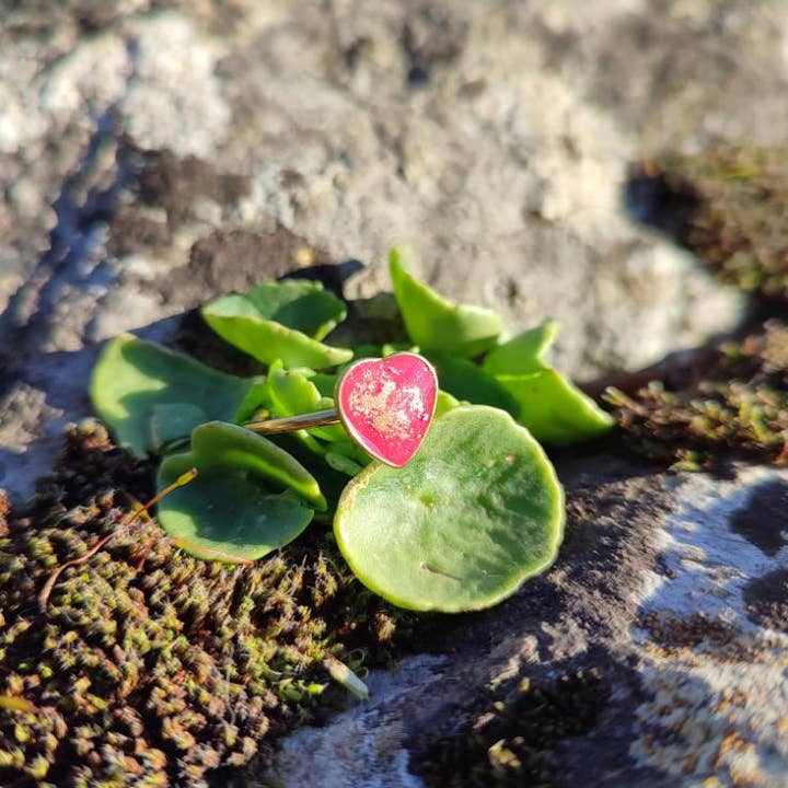 Roter Herzring und mit Gold bestäubt 💖Einzigartig vergoldet 18 Karat 9mm für den Großhandel von Maroussia Bijou