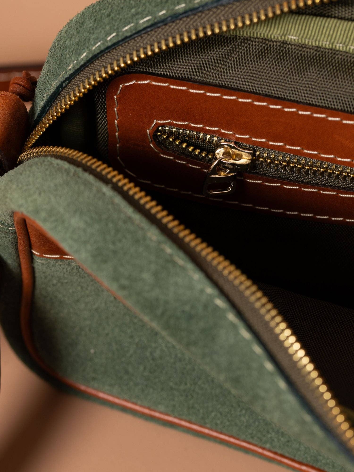 Alejandra Collective - Wholesale Crossbody Bag - Women's - Roma Suede Crossbody Bag2