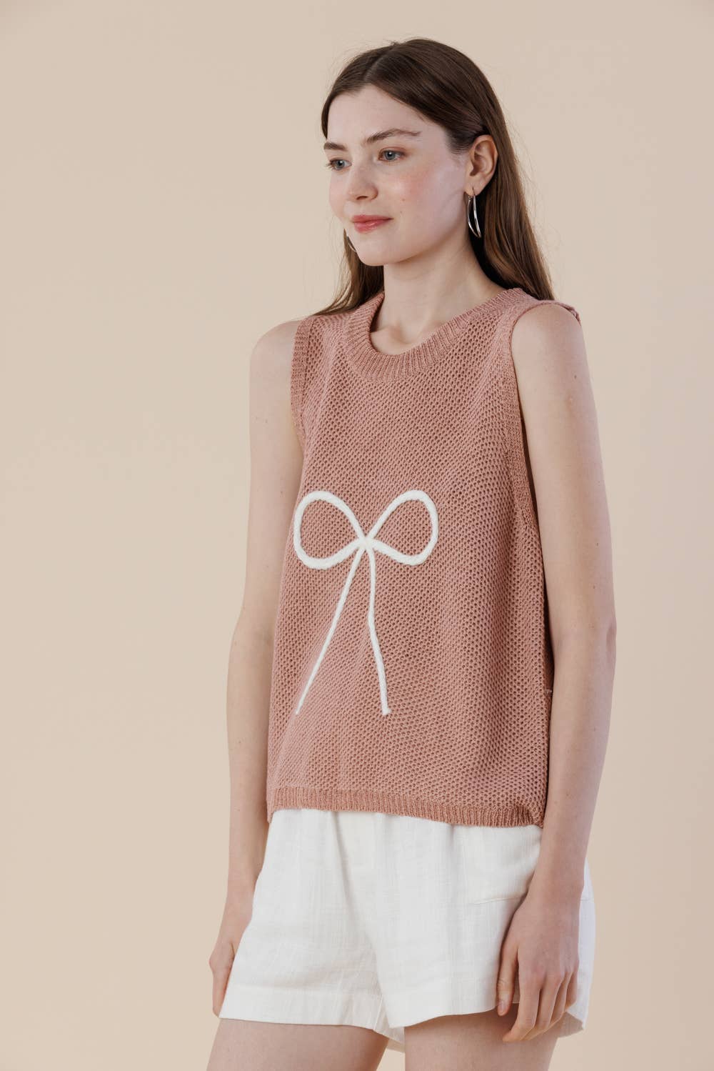 A & SHE – wholesale T-shirt – women's – Embroidery Ribbon Knit Sweater Tank – Sleeveless Bow Vest1