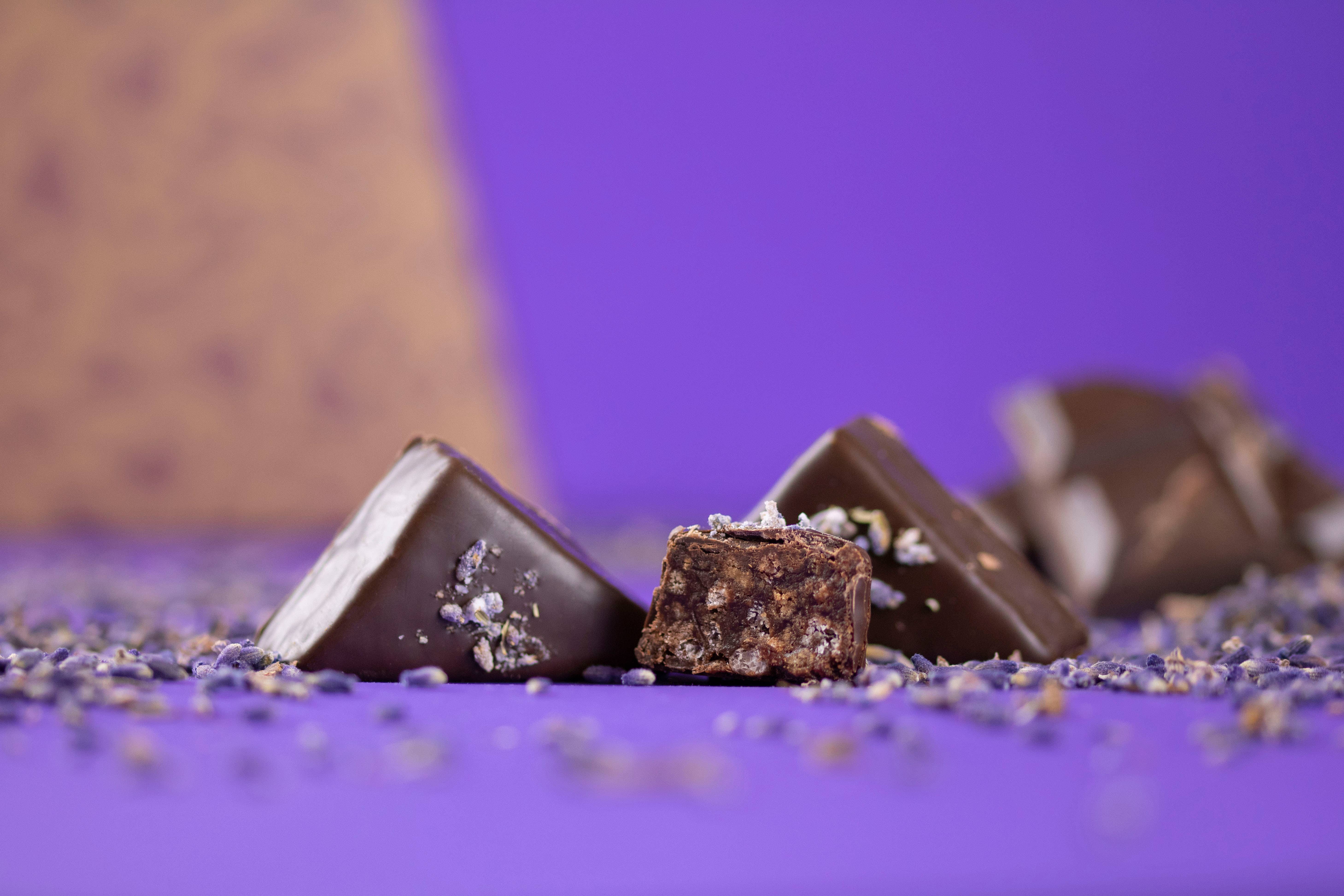 Goupie – wholesale Chocolate – English Lavender Goupie Chocolate1