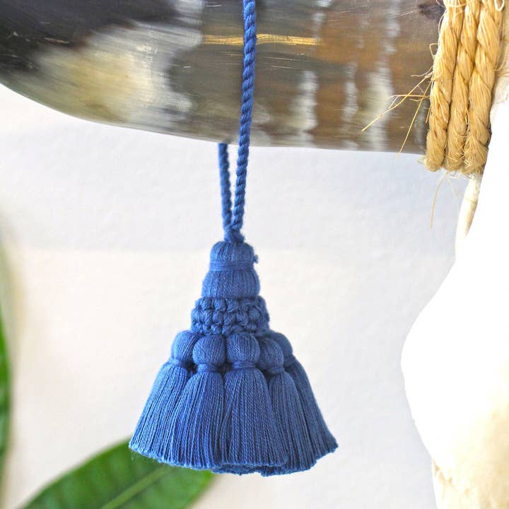 Woman Shops World – wholesale Purse/bag accessory – Women’s – Temple Belle Home Decor Tassels, Purse Charms, Bag Swag, 7"9