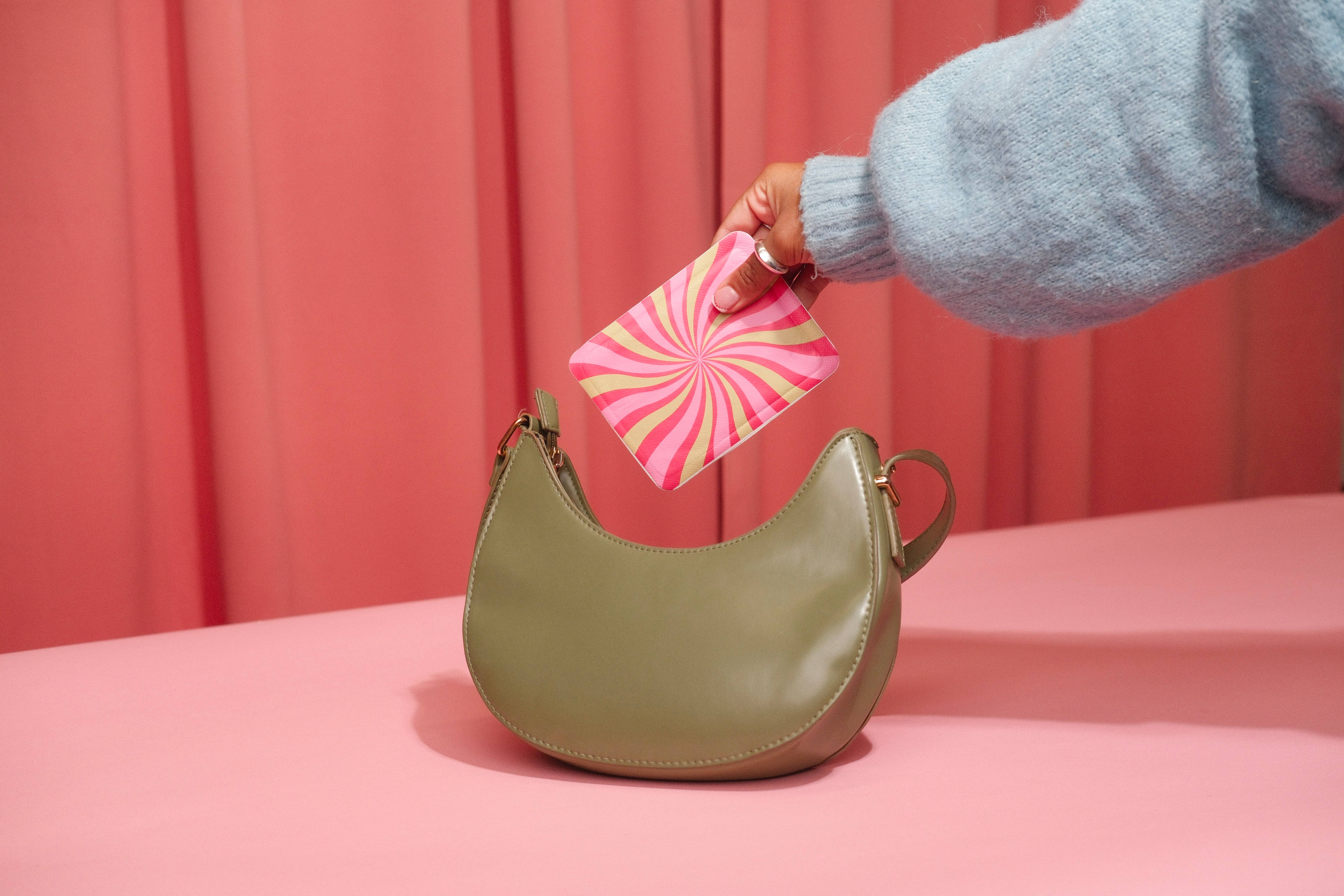 Popmask London - Wholesale Verwarmingskussen - Kleine Grote Knuffel Zelfverwarmende Menstruatiekramp Verlichtingspleisters2