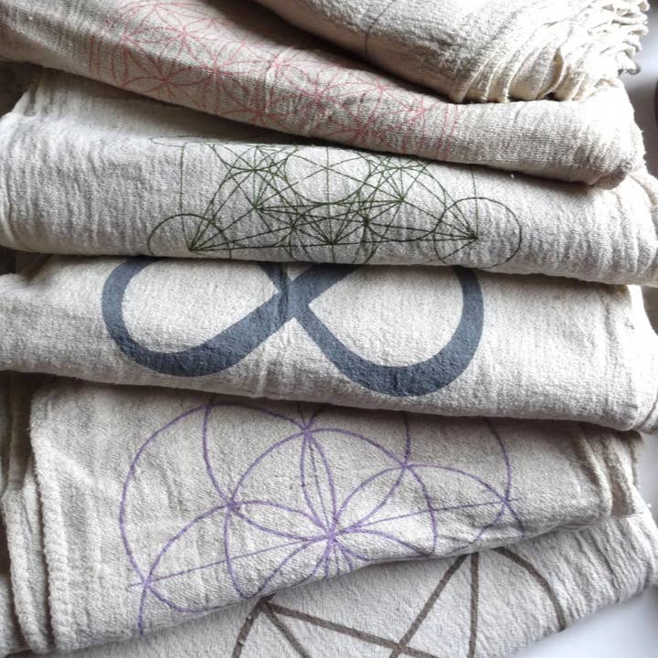 Crystal Grids - Wholesale Meditation Supplies - 50Pack Assortment Sacred Geometry Crystal Grid Cloth Designs