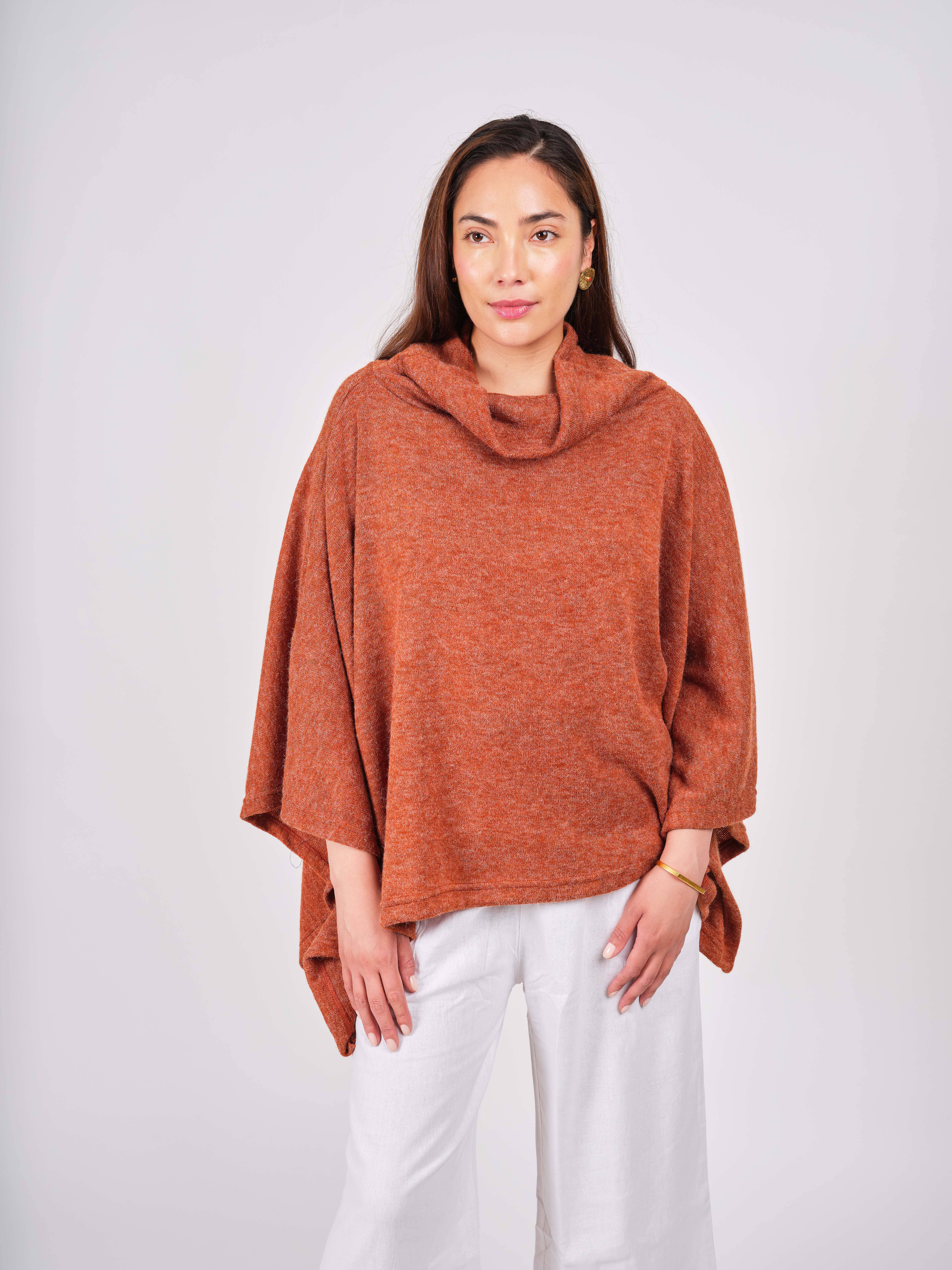 Windhorse Trading Inc – Engroshandel Overtøjsponcho – Kvinder – Poncho med halsudskæring. WN1502