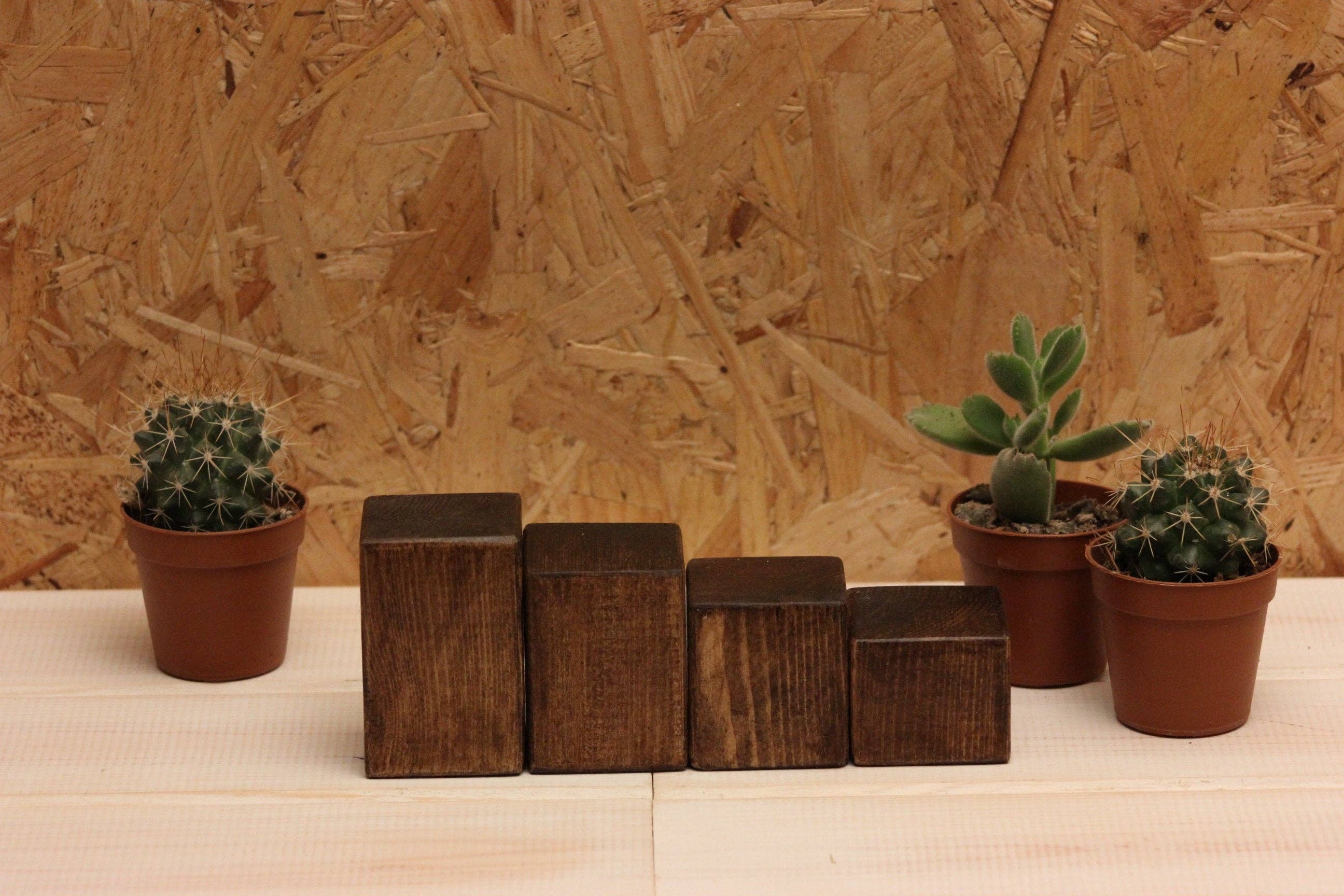 Saw It Loved It - Wholesale Jewelry Stand & Display - Jewellery Riser - Ring Display - Set Of 45