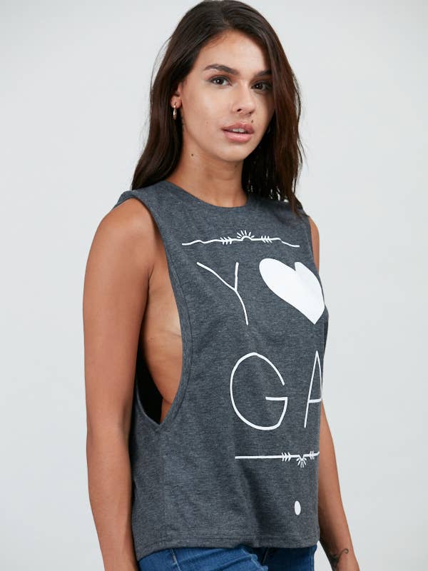 Top Yoga Crop Gris pour la vente par SM WARDROBE