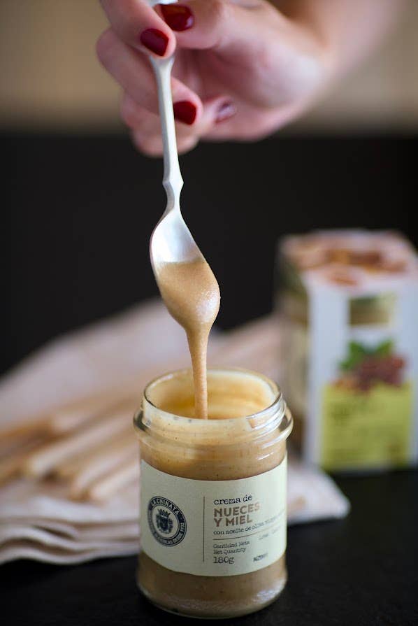 La Chinata - Wholesale Nut Butter - Walnut and Honey Cream with Extra Virgin Olive Oil1