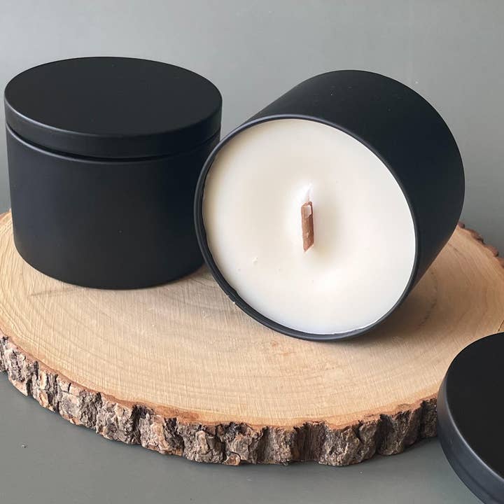 Hawaian Sun- Soy wax Candle with wooden wick for wholesale by AKUKU
